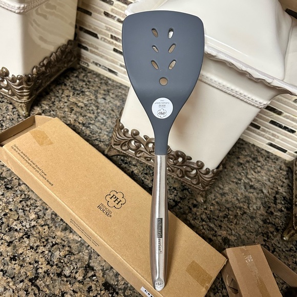 Princess House Culinario Series Gray Silicone Spatula w/Stainless Steel Handle - Picture 4 of 4